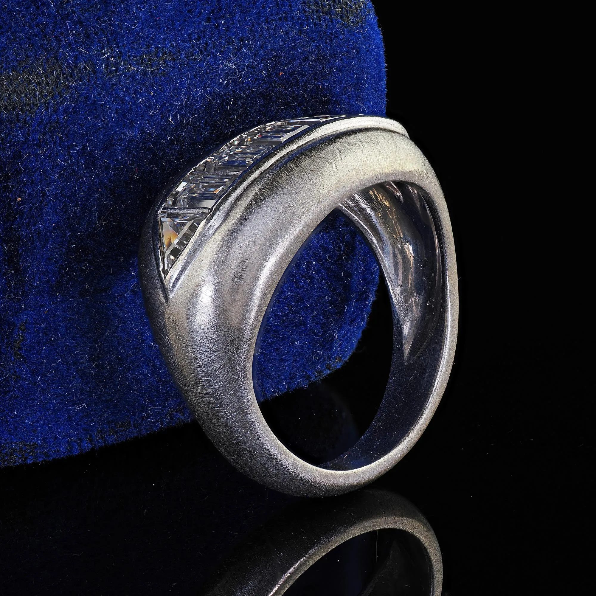 Vintage Retro Platinum Emerald and Trillion Cut Diamond Wide Cocktail Ring