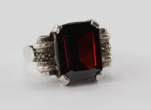 Vintage Sterling Silver Garnet Marcasite Chunky Ring